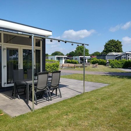 Lathumlodge Met Parkvoorzieningen Exteriér fotografie